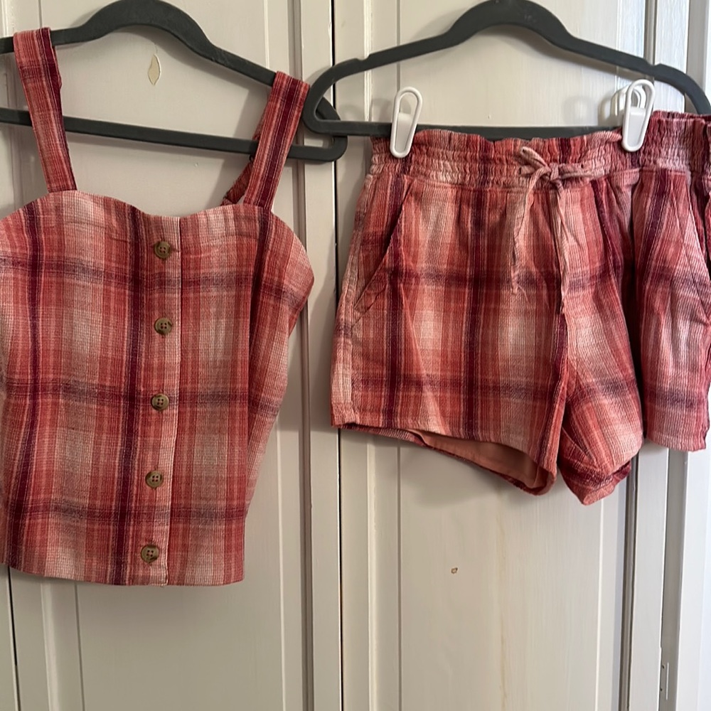 BRAND NEW! Abercrombie Kids set, youth girls, size 9/0
